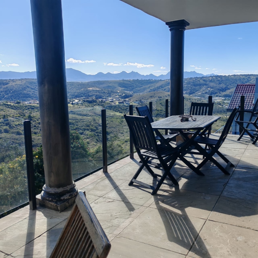 5 Bedroom Property for Sale in Avonddans Western Cape